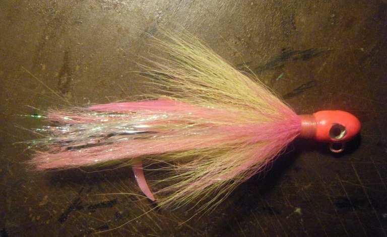 Salt water flies and George's Jigs - CUSTOM-TIED FLIES AND GUIDE